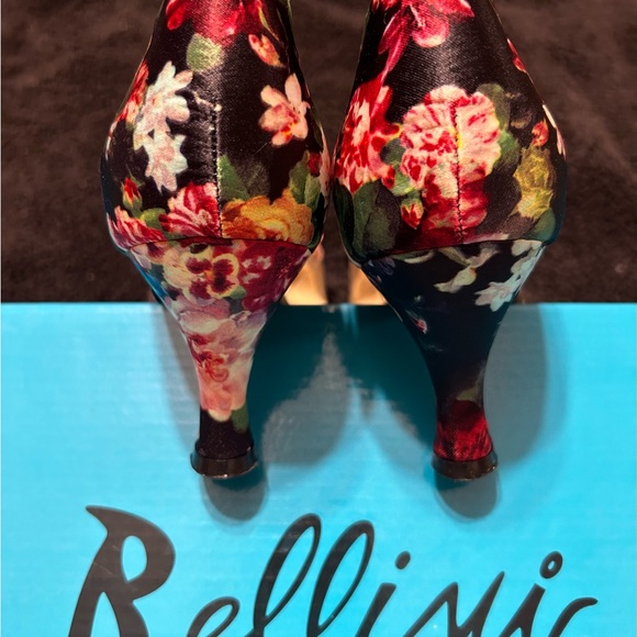 Bellini Cupcake Pump - Picture 3 of 8